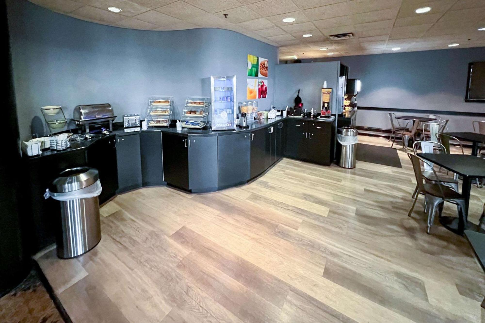 Quality Inn & Suites Orland Park - Chicago Extérieur photo