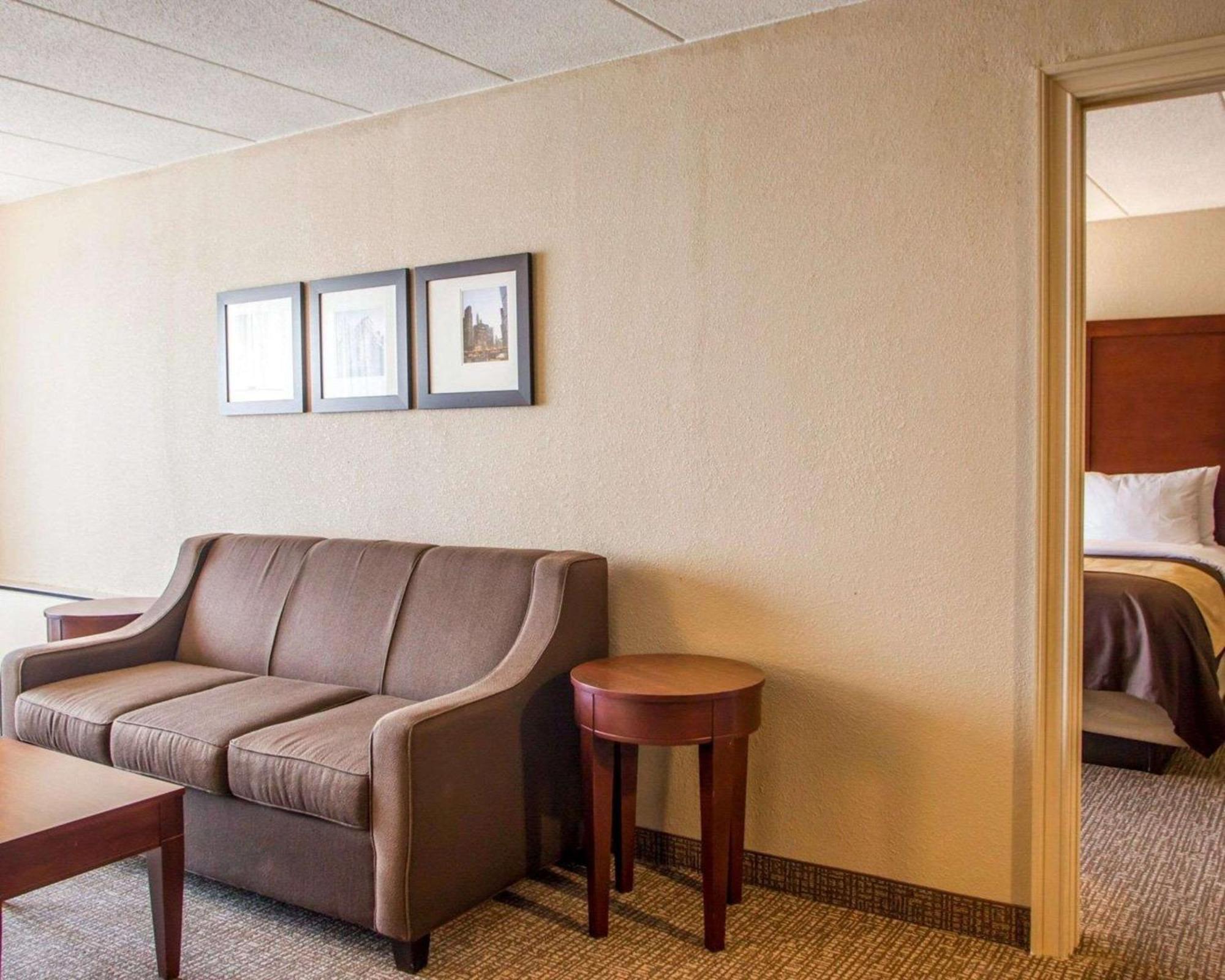Quality Inn & Suites Orland Park - Chicago Extérieur photo